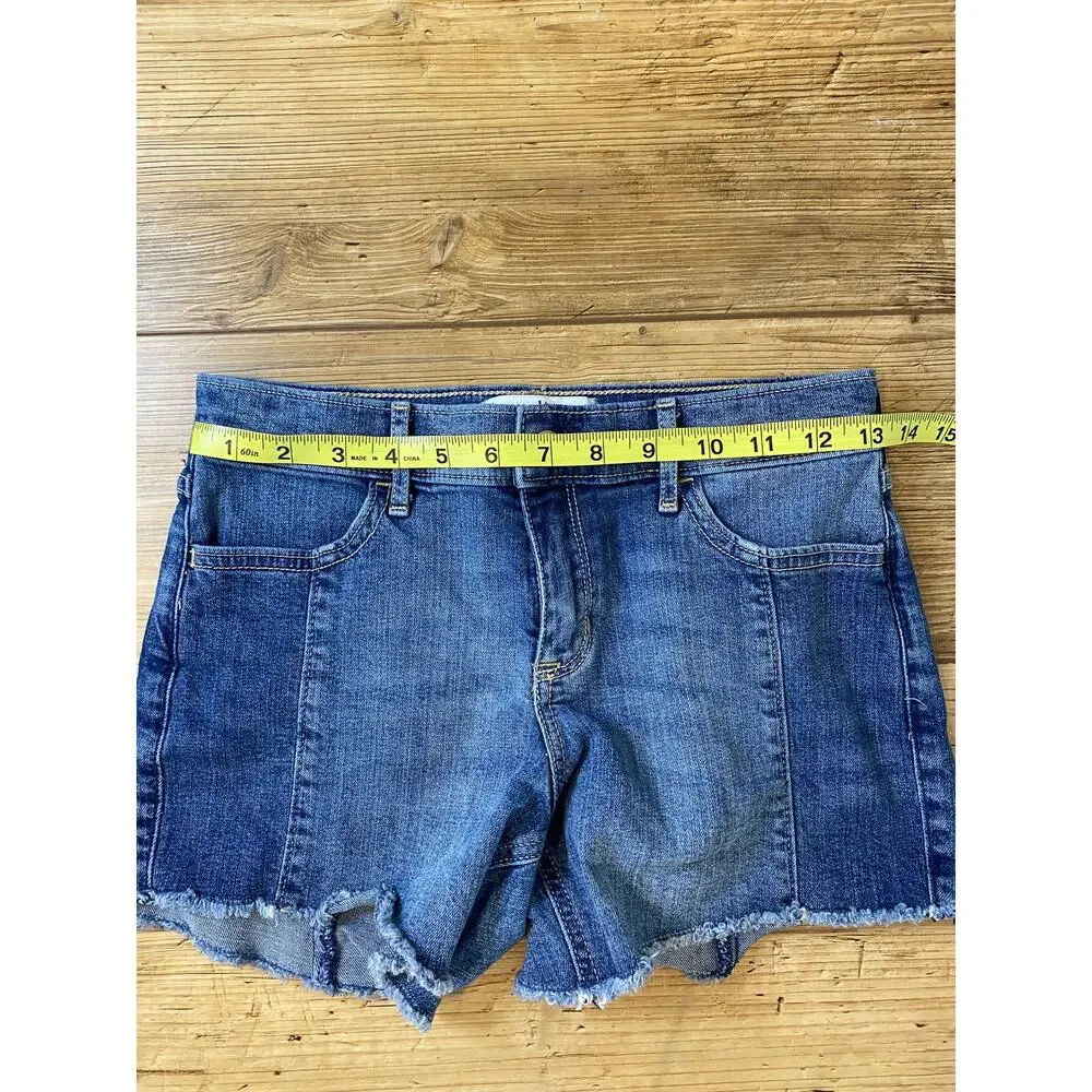 NWOT Abercrombie Kids Mid-Rise Midi Short  Size 15/16
